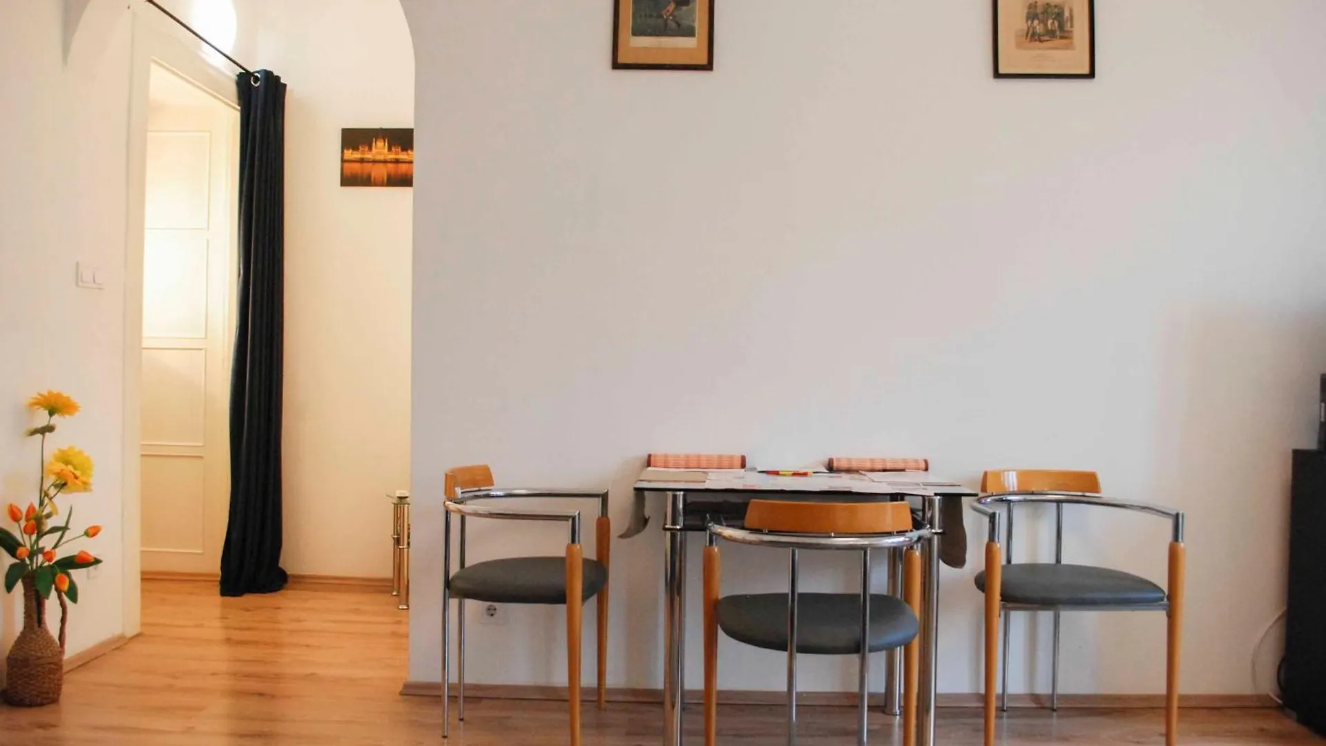 Free Garage!!! Downtown Apartment Near The New York Coffee House Budapešť