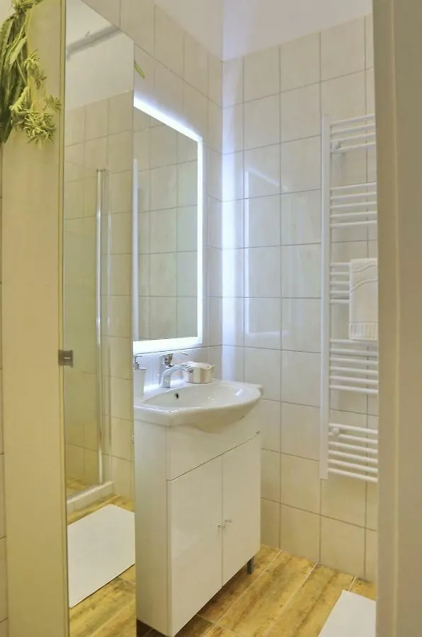 Free Garage!!! Downtown Apartment Near The New York Coffee House Budapešť